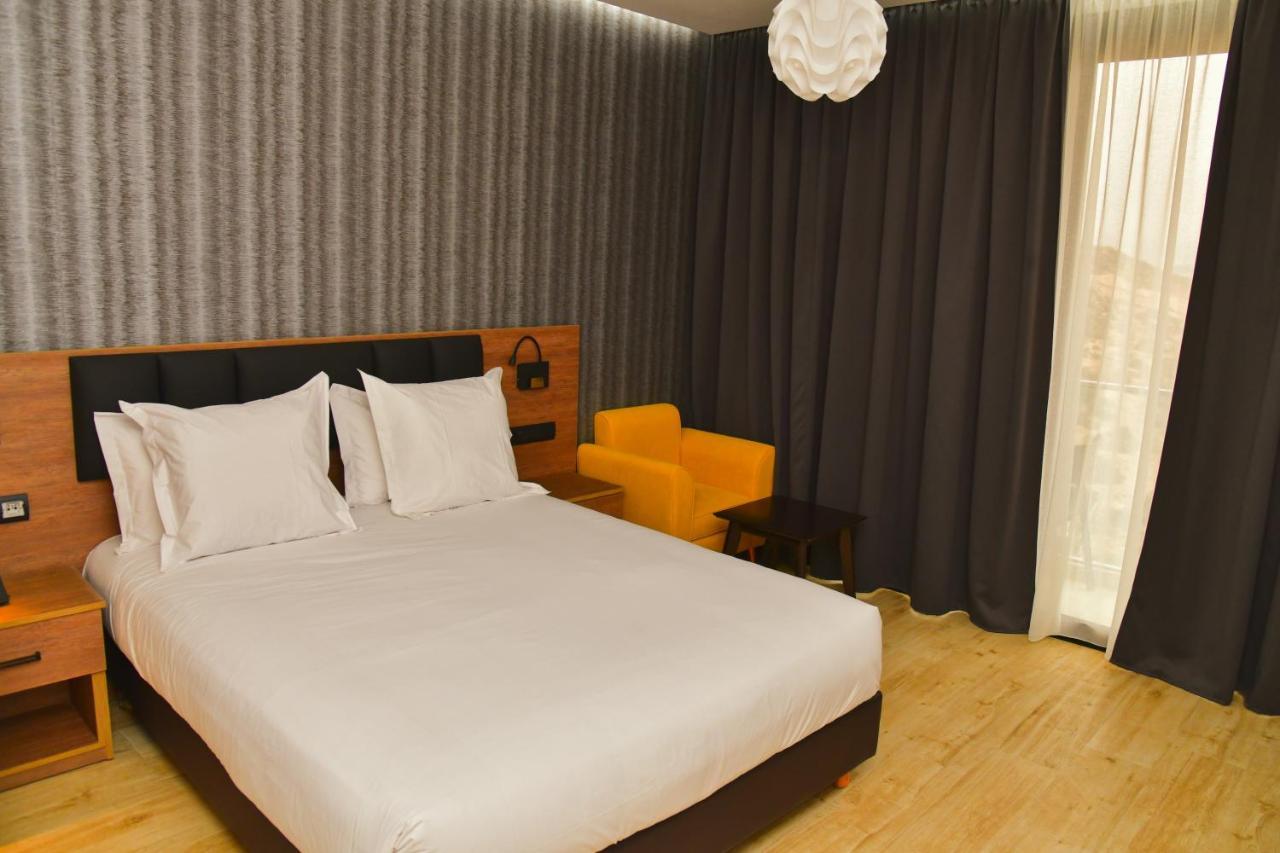 Surf One Hotel Tamraght Eksteriør billede