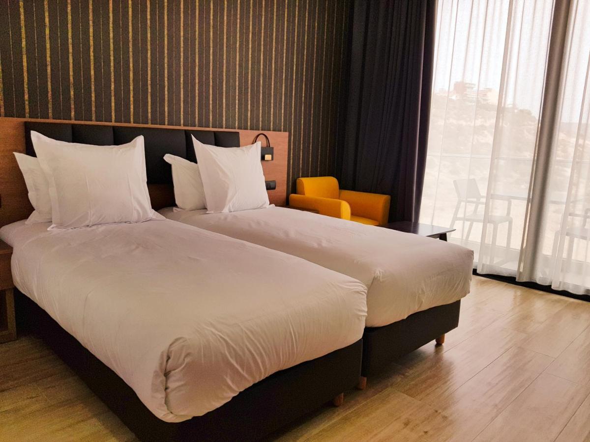 Surf One Hotel Tamraght Eksteriør billede
